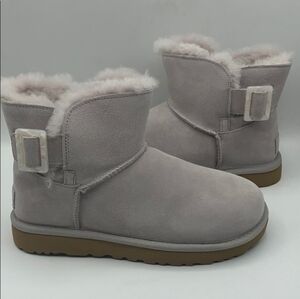 UGG Mini Bailey Feather Fashion Buckle Boot